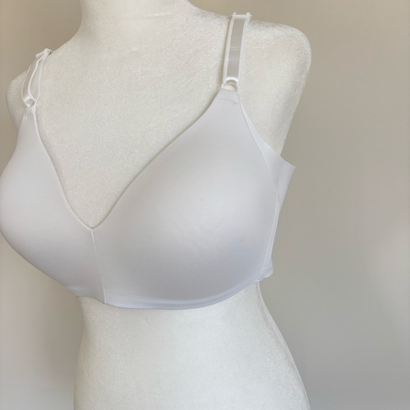 Warners White Wireless Bra 36D - Picture 2 of 7
